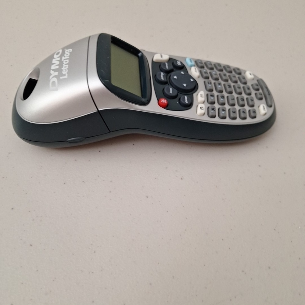 Dymo LetraTag Label Maker Handheld Electronic Printer Keyboard Portable TESTED - Picture 9 of 11